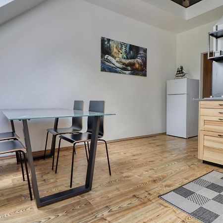 Zenloft Apartman Eger Exterior foto